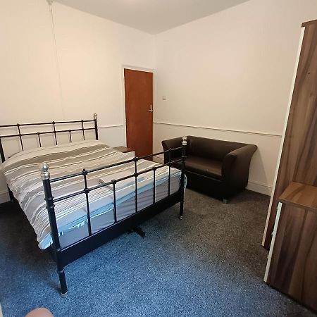 Apartamento Johnson Road Near Erdington Station Birmingam Exterior foto